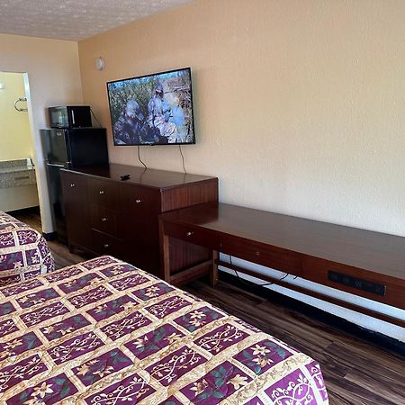 Country Hearth Inn & Suites CartersvilleCartersville  Kültér fotó