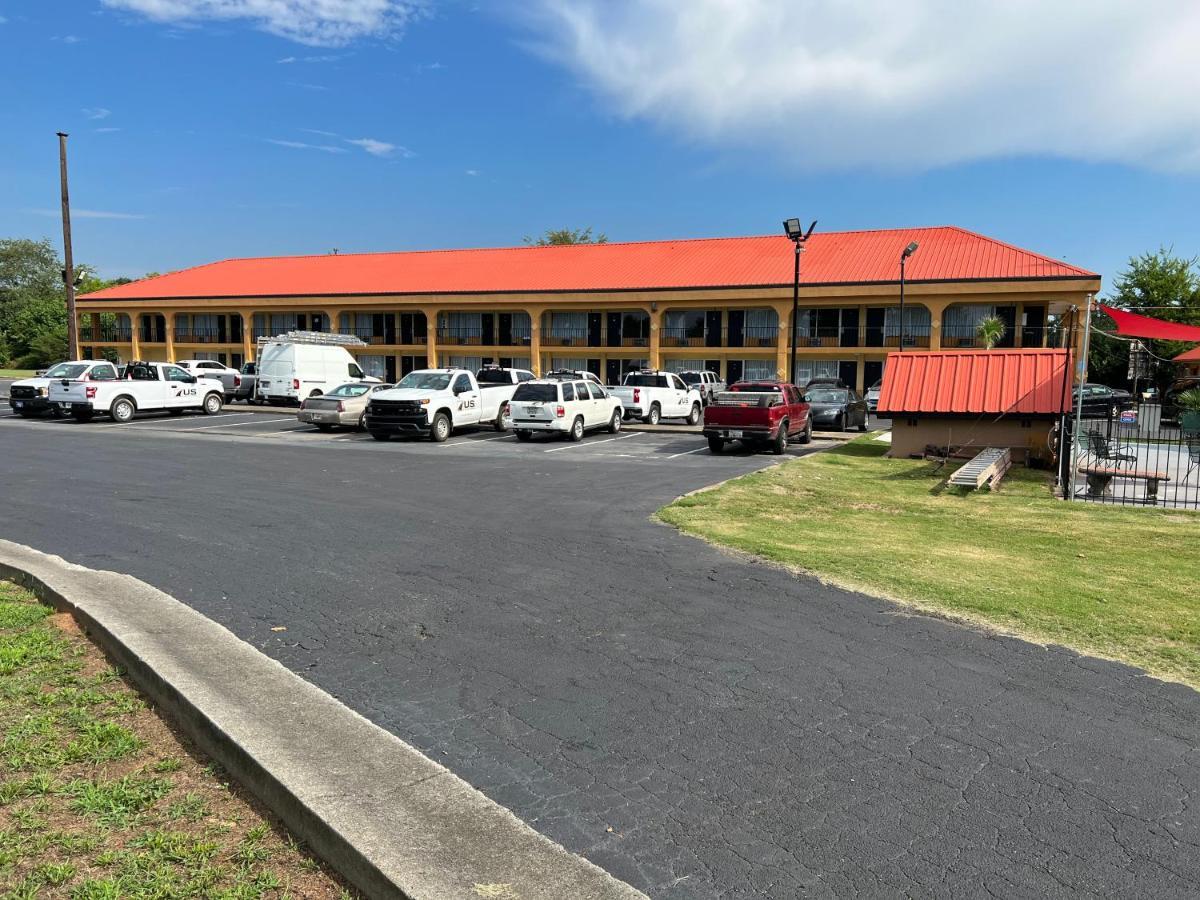 Country Hearth Inn & Suites CartersvilleCartersville  Kültér fotó